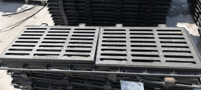 秀英球墨铸铁连体双篦展示